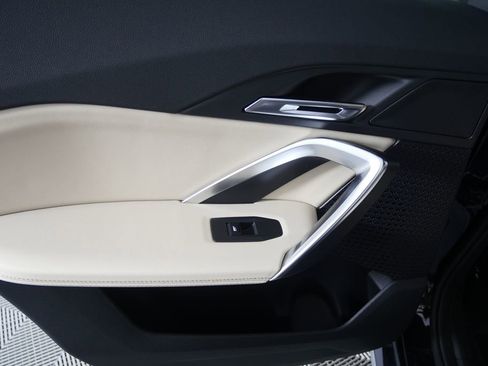 Used 2025 BMW X1 xDrive28i image 12