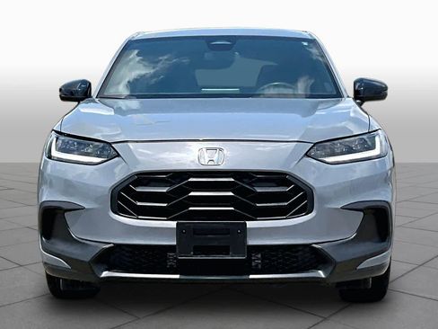 Used 2023 Honda HR-V Sport image 4