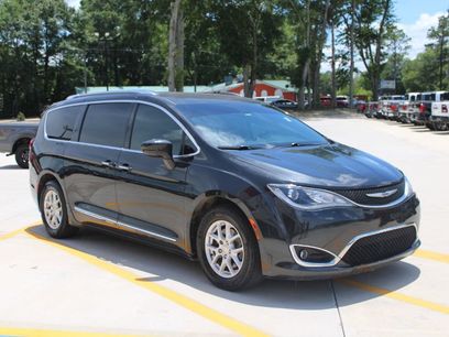 Used 2019 Chrysler Pacifica Touring-L