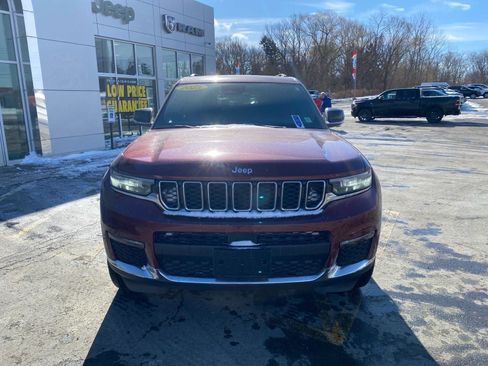 Used 2025 Jeep Grand Cherokee L Limited w/ Trailer Tow Package image 8