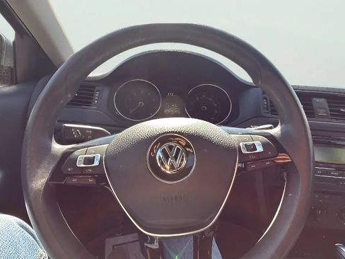 Used 2015 Volkswagen Jetta S FWD image 10
