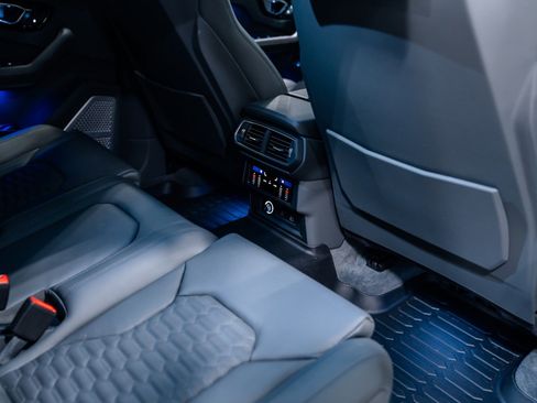 Used 2024 Lamborghini Urus S image 25