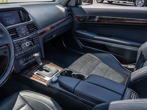 Used 2012 Mercedes-Benz E 350 Cabriolet image 19