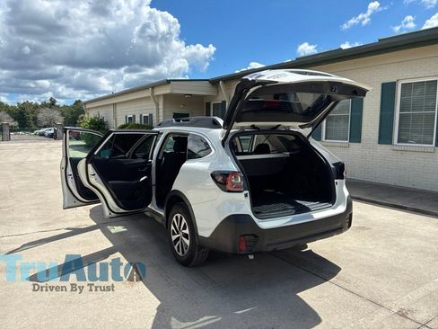 Used 2022 Subaru Outback Premium AWD/4WD image 15