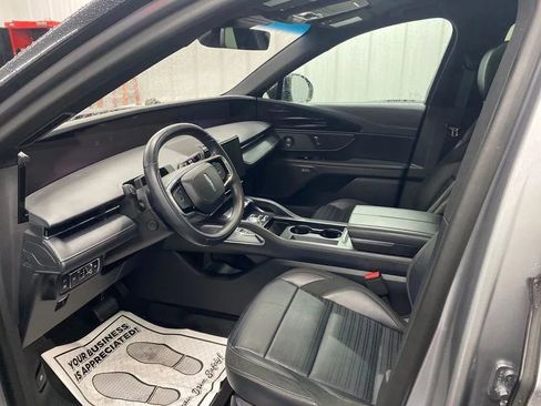 Used 2024 Lincoln Nautilus Reserve w/ Equipment Group 202A image 15