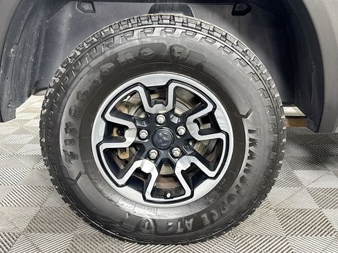 Used 2018 RAM 1500 Rebel w/ Luxury Group image 32