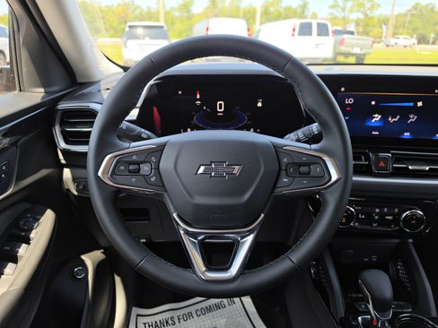 New 2026 Chevrolet TrailBlazer LT w/ Convenience Package FWD image 20