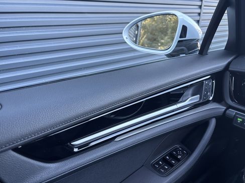 Certified 2024 Porsche Panamera image 25