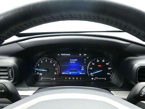 Used 2024 Ford Explorer XLT w/ Equipment Group 202A image 19