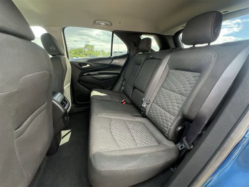 Used 2019 Chevrolet Equinox LT w/ Driver Convenience Package image 19
