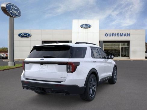 New 2026 Ford Explorer ST-Line w/ ST-Line Street Pack AWD/4WD image 7