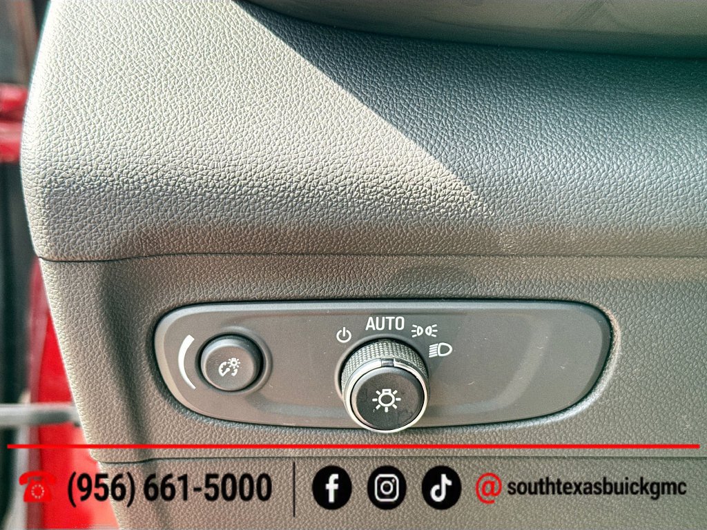 Used 2023 Buick Envision Essence AWD/4WD image 20