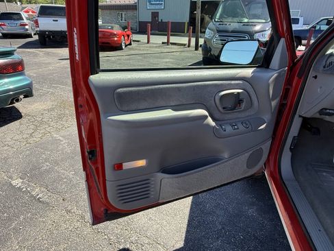 Used 1997 Chevrolet Silverado 1500 2WD Extended Cab w/ Preferred Equipment Group 2 image 11