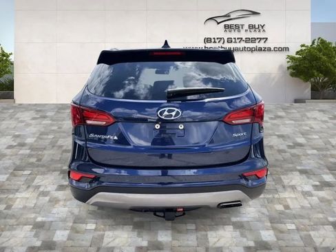 Used 2018 Hyundai Santa Fe Sport w/ 2.4L Value Package 02 FWD image 5