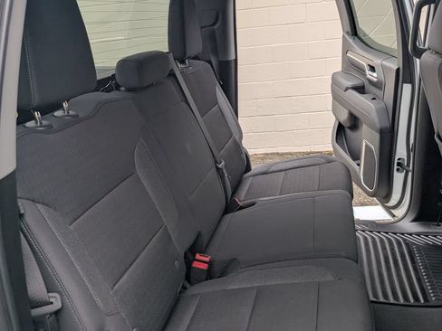 Used 2024 Chevrolet Silverado 1500 LT AWD/4WD image 16