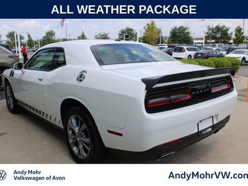 Used 2020 Dodge Challenger SXT w/ Driver Convenience Group AWD/4WD image 4