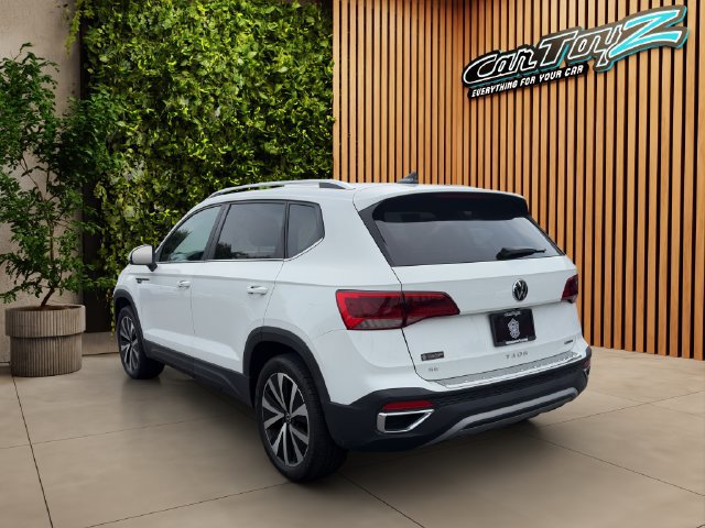 Used 2023 Volkswagen Taos SE w/ Panoramic Sunroof Package AWD/4WD image 4