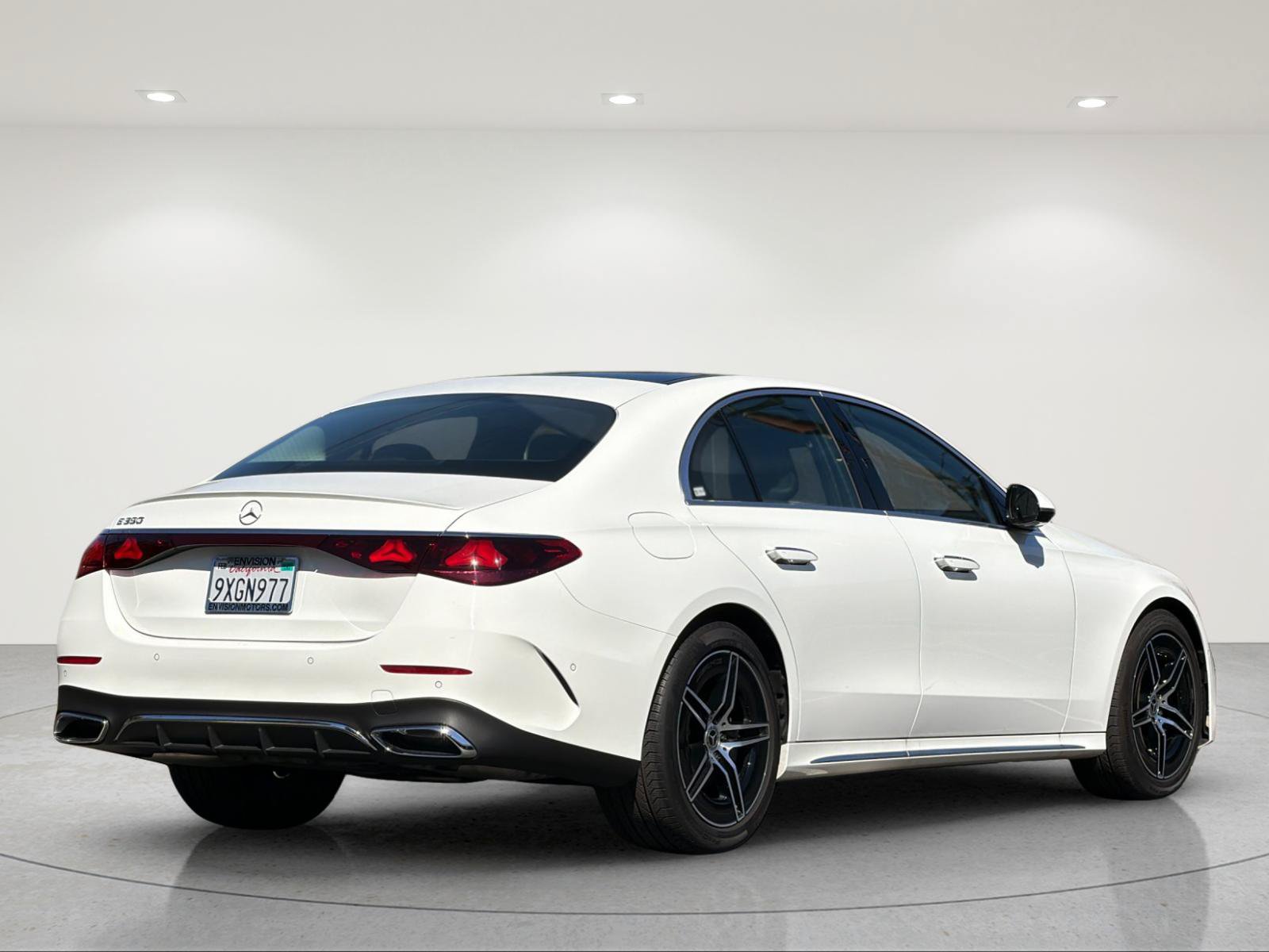 Used 2026 Mercedes-Benz E 350 Sedan image 4