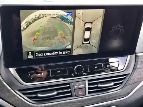 New 2025 Nissan Altima 2.5 SL image 15