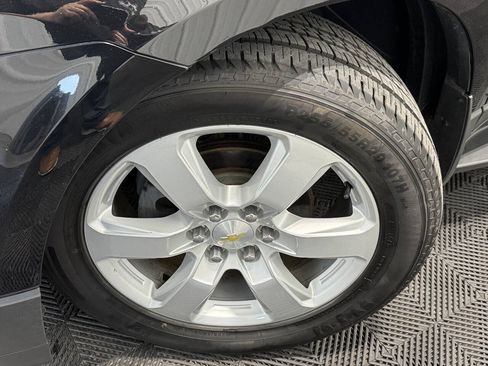Used 2017 Chevrolet Traverse LT AWD/4WD image 42