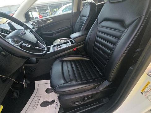 Used 2022 Ford Edge SEL w/ Convenience Package AWD/4WD image 4