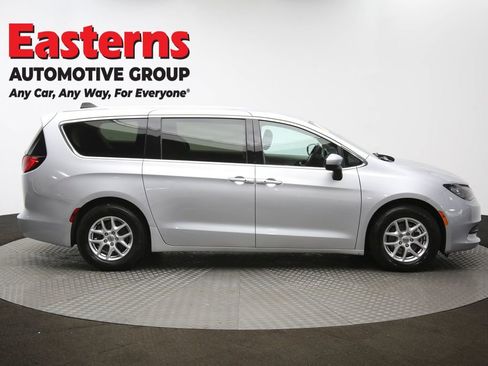 Used 2023 Chrysler Voyager LX FWD image 44