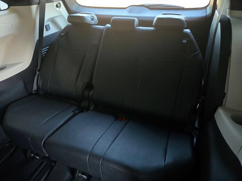 Certified 2026 Toyota Sienna Limited FWD image 12