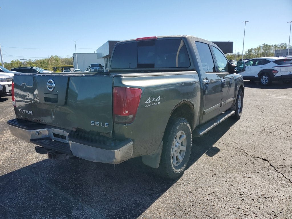 Used 2004 Nissan Titan LE w/ (OF1) LE Off-Road Pkg AWD/4WD image 4