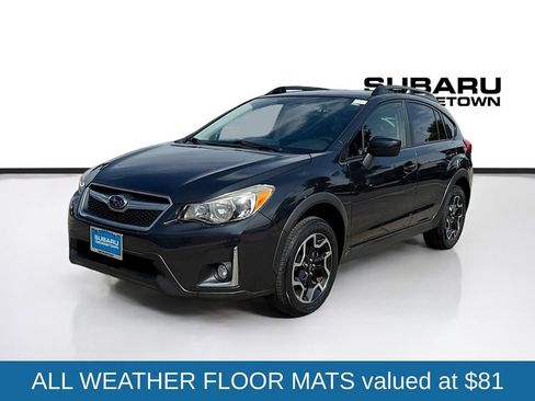 Used 2017 Subaru Crosstrek 2.0i Premium AWD/4WD image 3