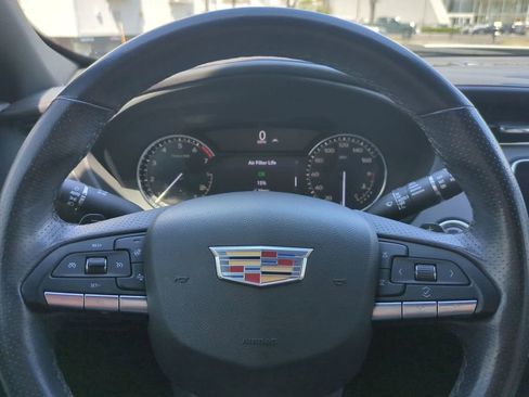 Used 2023 Cadillac XT4 Sport FWD image 27