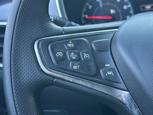 Used 2024 Chevrolet Equinox LS image 36