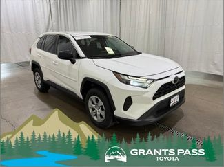 Certified 2024 Toyota RAV4 LE AWD/4WD video 1