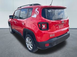 Used 2017 Jeep Renegade Latitude w/ Cold Weather Group AWD/4WD video 2