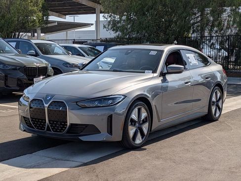 Used 2023 BMW i4 eDrive35 w/ Premium Package RWD image 2