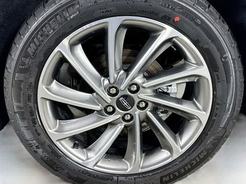New 2026 Lincoln Corsair Grand Touring AWD/4WD image 33