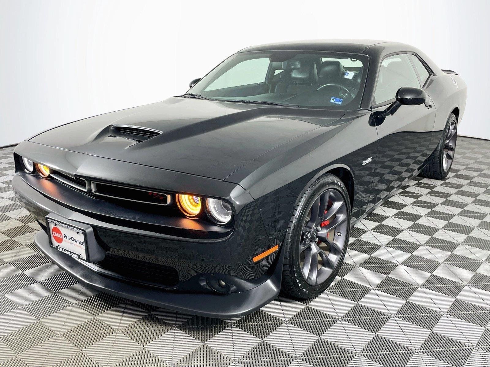Used 2023 Dodge Challenger R/T w/ Plus Package RWD image 3