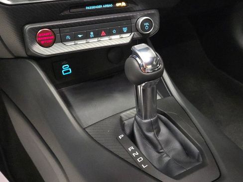 Used 2025 Ford Mustang EcoBoost image 18