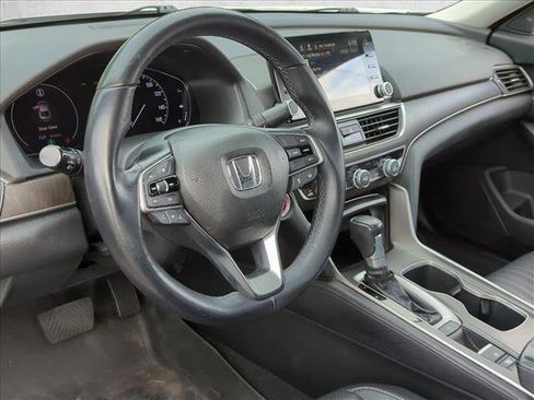 Certified 2018 Honda Accord EX-L image 9