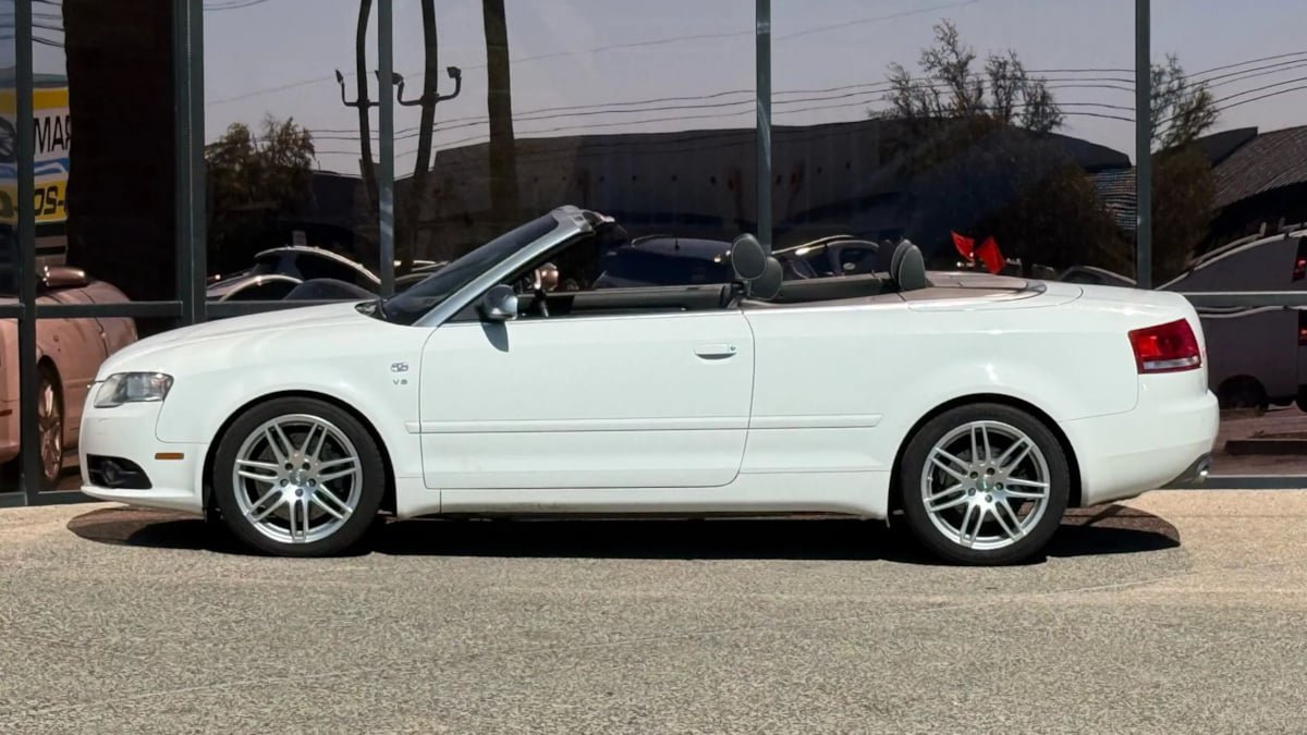 Used 2008 Audi S4 Cabriolet AWD/4WD image 23