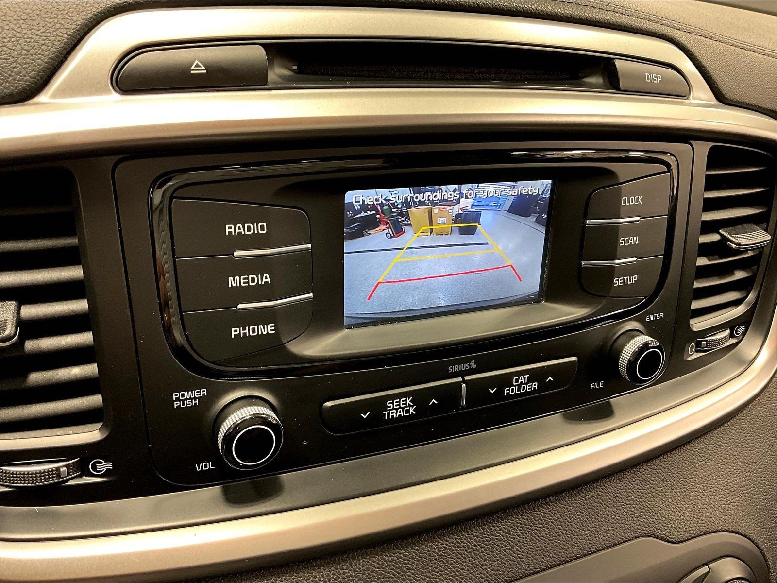 Used 2016 Kia Sorento LX AWD/4WD image 36