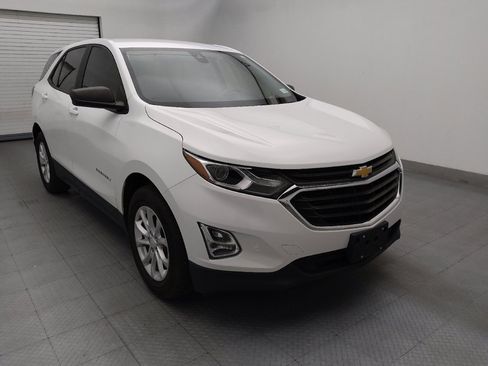 Used 2020 Chevrolet Equinox LS FWD image 13