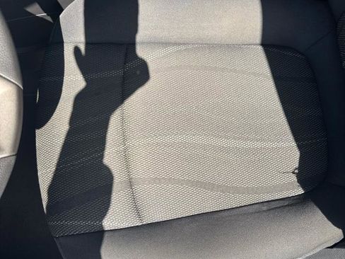 Used 2014 Chevrolet Sonic LT image 27