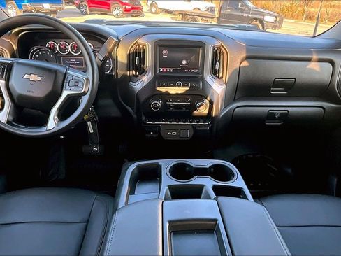 Used 2021 Chevrolet Silverado 2500 W/T w/ WT Convenience Package image 11