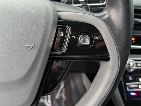 Used 2020 Lincoln Corsair FWD w/ Rear Removable Package Tray image 37