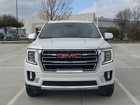 Used 2024 GMC Yukon XL SLT image 10