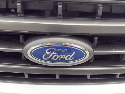 Used 2021 Ford F150 Lariat w/ Equipment Group 502A High AWD/4WD image 28
