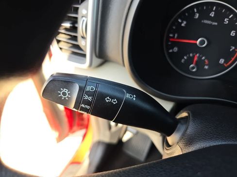 Certified 2022 Kia Sportage LX image 24