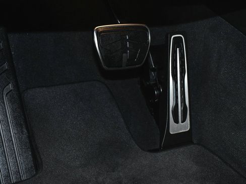 Used 2025 BMW X4 xDrive30i image 18