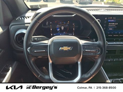 Used 2023 Chevrolet Colorado LT RWD image 21