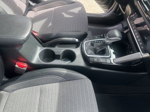 Used 2023 Kia Seltos S image 41